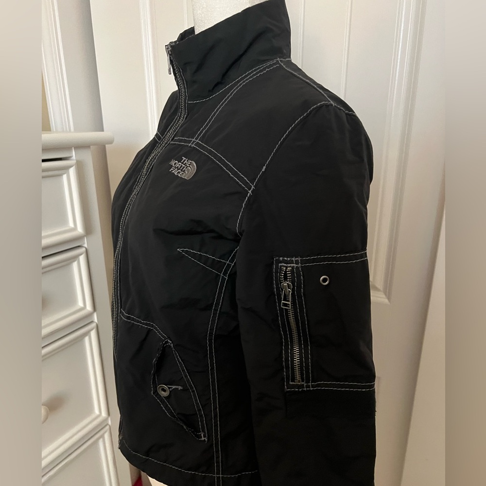 TNF Everyday Jacket - Picture 3 of 11